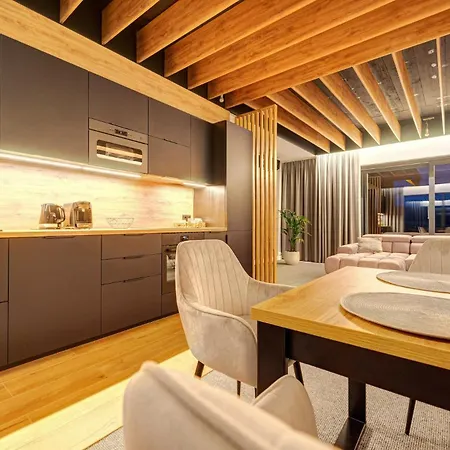 Revere - Luksus W Sercu Podhala